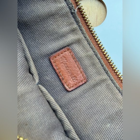 Madewell Leather Zip Top Transport Crossbody Tote – Brown - Picture 7 of 13